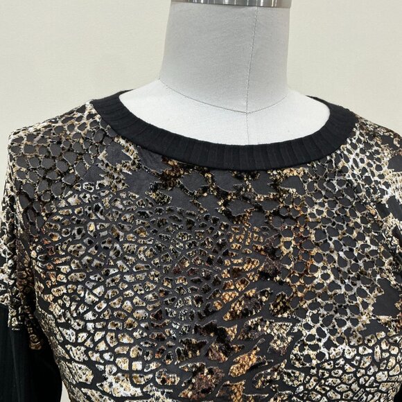 Top - Picture 2 of 5